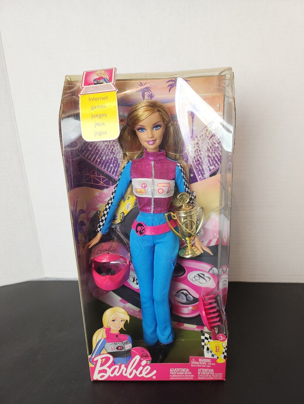Barbie I Can Be Race Car Driver Doll 2009 Mattel NIB New In Box